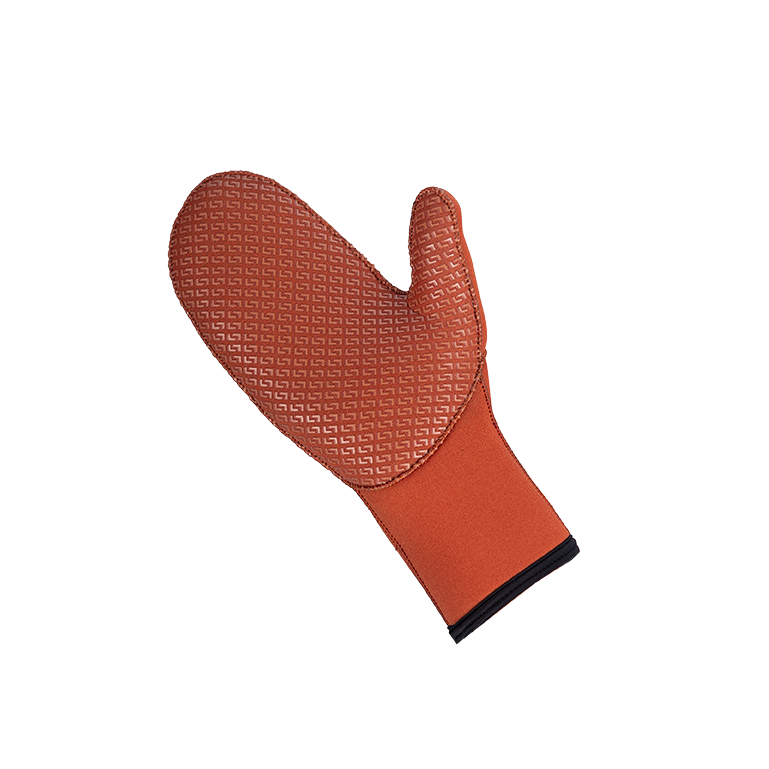 Badevotter i neopren med antiskli i terracotta