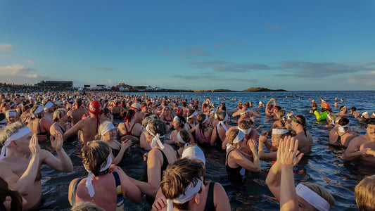 Verdensrekord i vinterbading på Ølbergstranden i Sola
